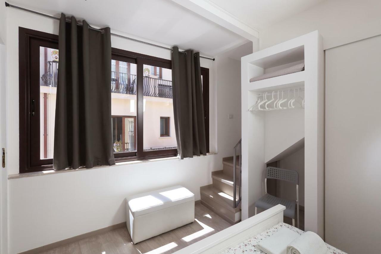 타오르미나 Casa Fresta B&B 외부 사진